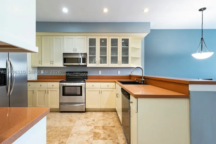 5 Island #LE, Miami Beach, FL 33139 - #2