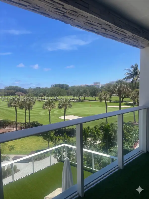 220 SE Mizner #321, Boca Raton, FL 33432