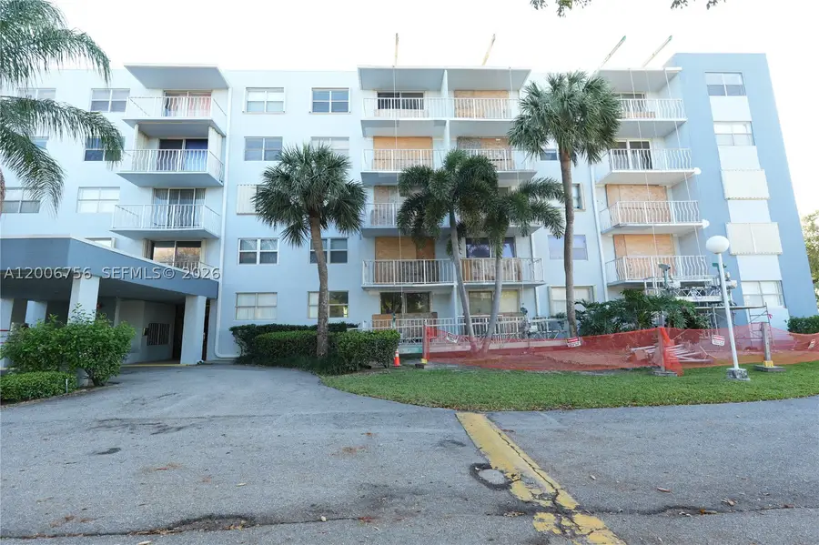 500 Executive Center #1J, West Palm Beach, FL 33401 - #3