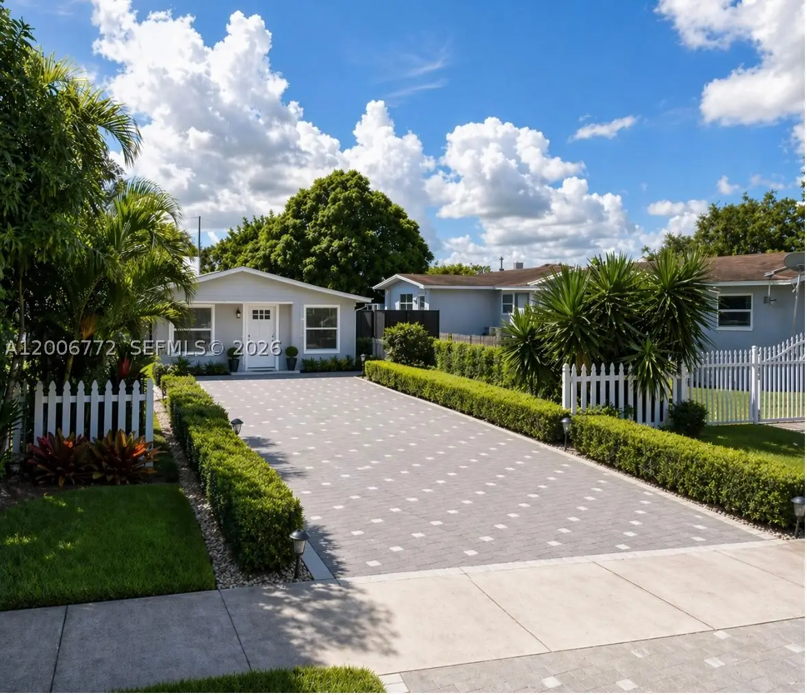 28 NE 185th, Miami Gardens, FL 33179 - #1