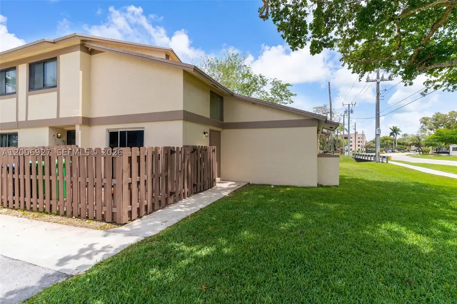 2950 NW 106th #10, Sunrise, FL 33322 - #3