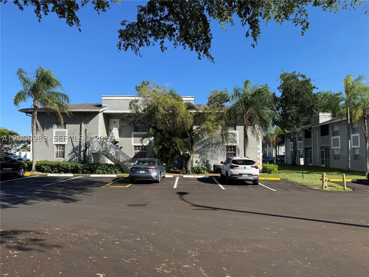471 NE 210th Circle #103, Miami, FL 33179 - #1