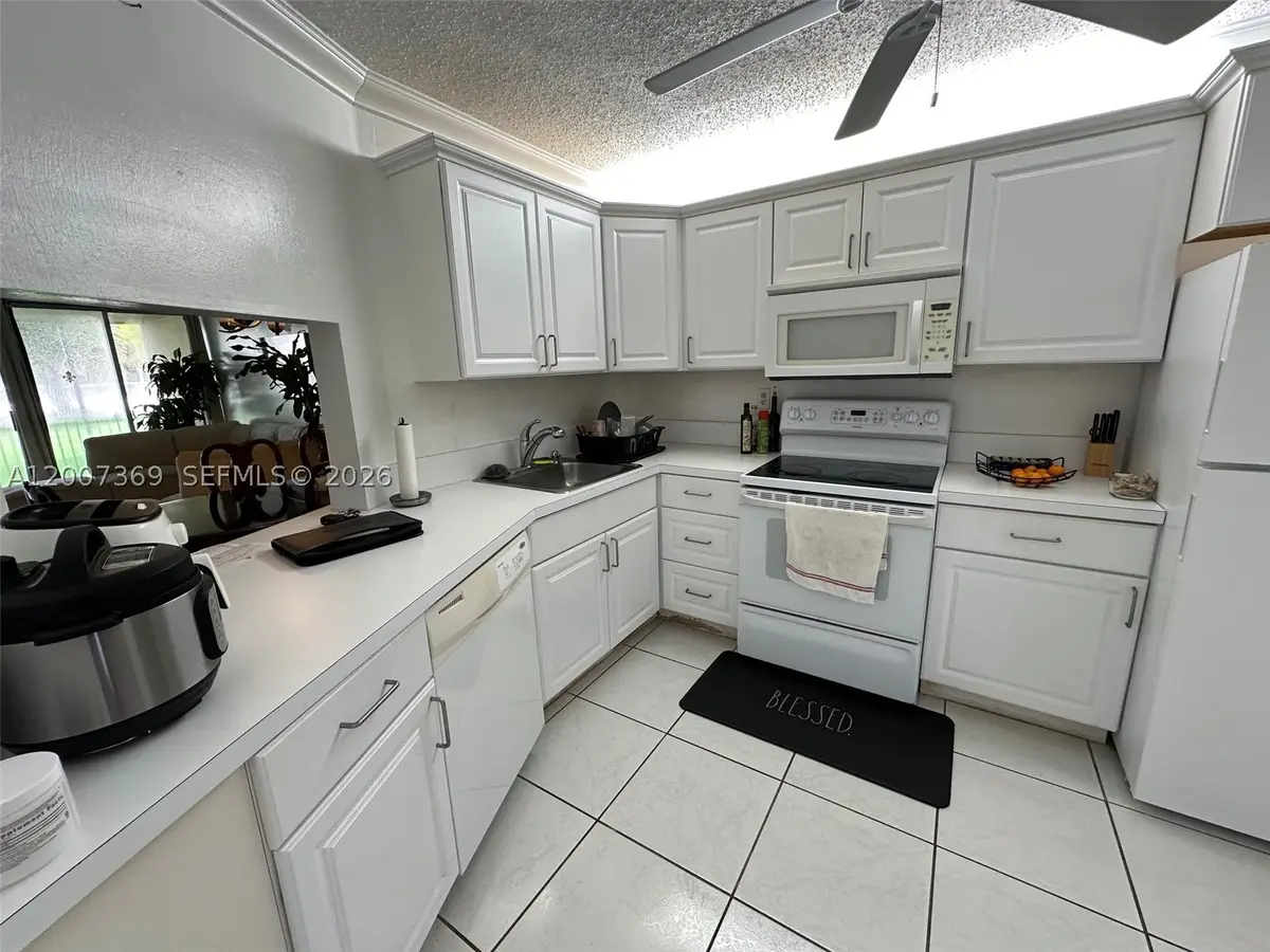 1750 NE 191st #105-1, Miami, FL 33179 - #1