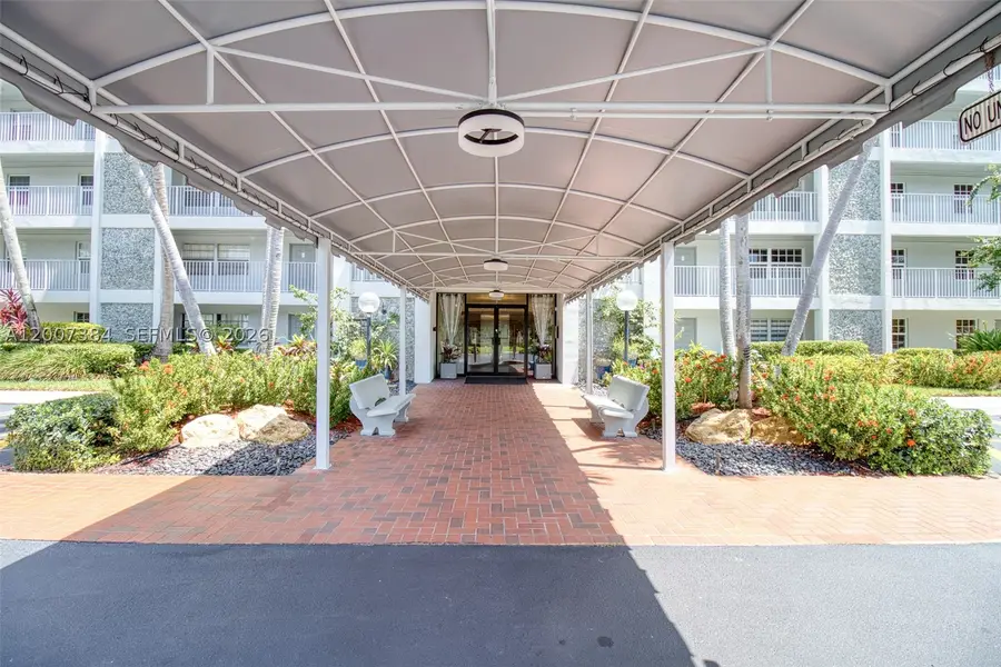 4015 W Palm Aire #506, Pompano Beach, FL 33069 - #3