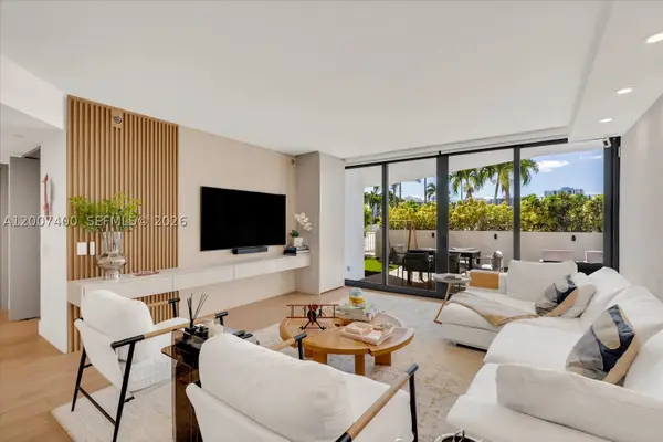 3640 Yacht Club #310, Aventura, FL 33180