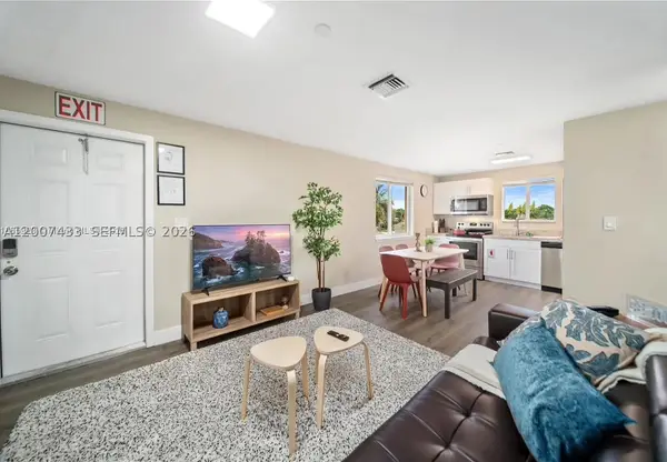 2320 Garfield, Hollywood, FL 33020
