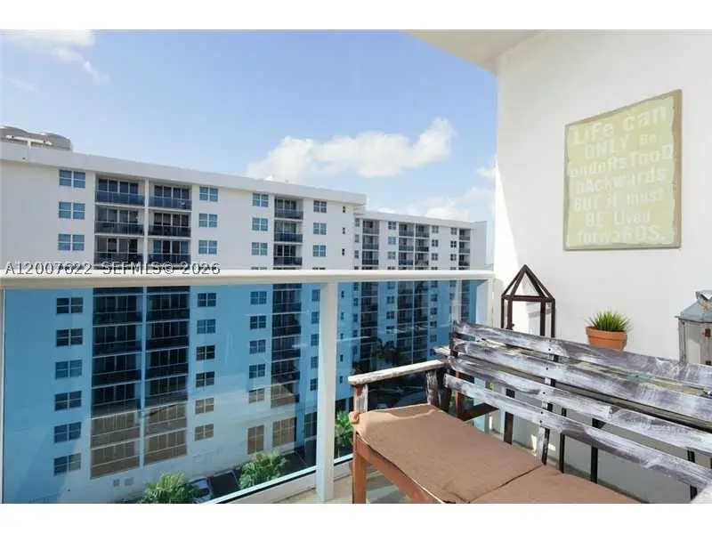 7501 E Treasure #8C, North Bay Village, FL 33141 - #2