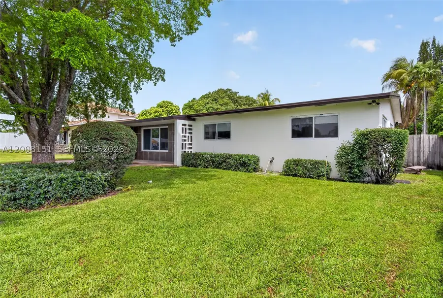 1155 NE 184th, Miami, FL 33179 - #2