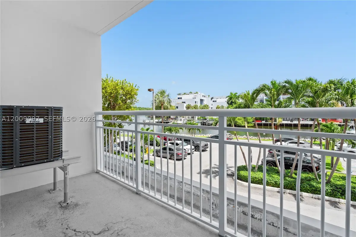 400 Kings Point #229, Sunny Isles Beach, FL 33160 - #1