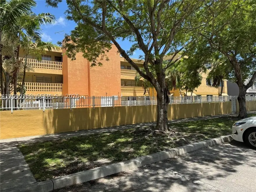 1821 NE 168th #B3, North Miami Beach, FL 33162 - #1