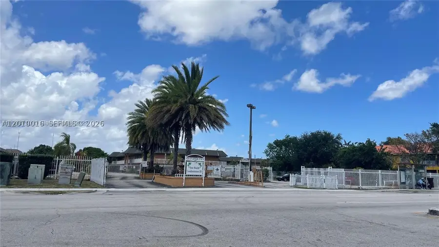271 NW 177th #B-104, Miami Gardens, FL 33169 - #2