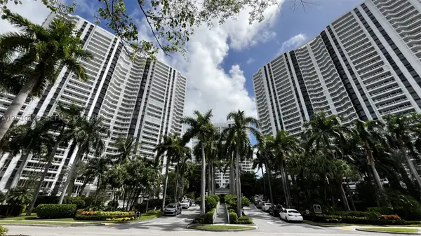21150 Point #1202, Aventura, FL 33180