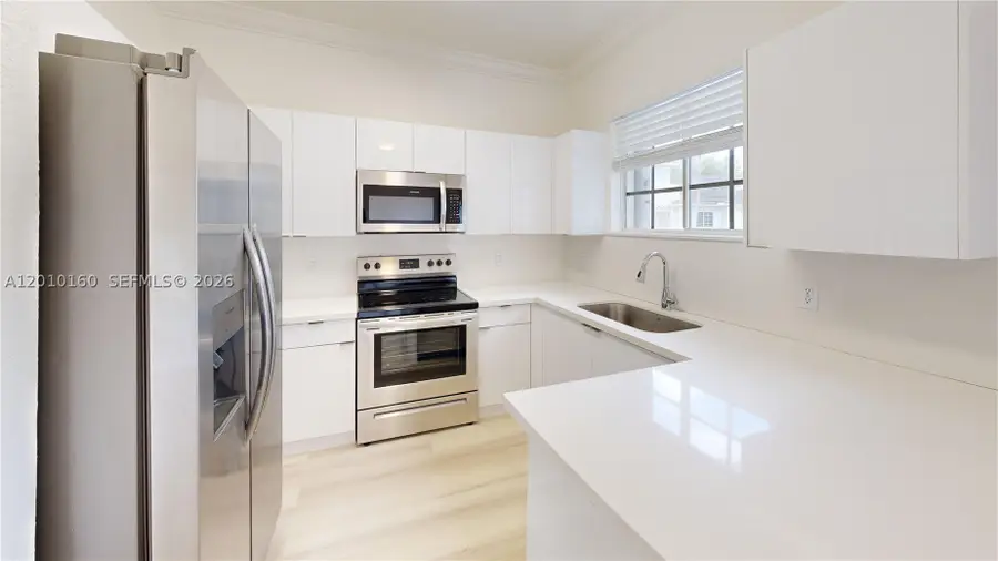 372 NE 26th #201, Homestead, FL 33033 - #3