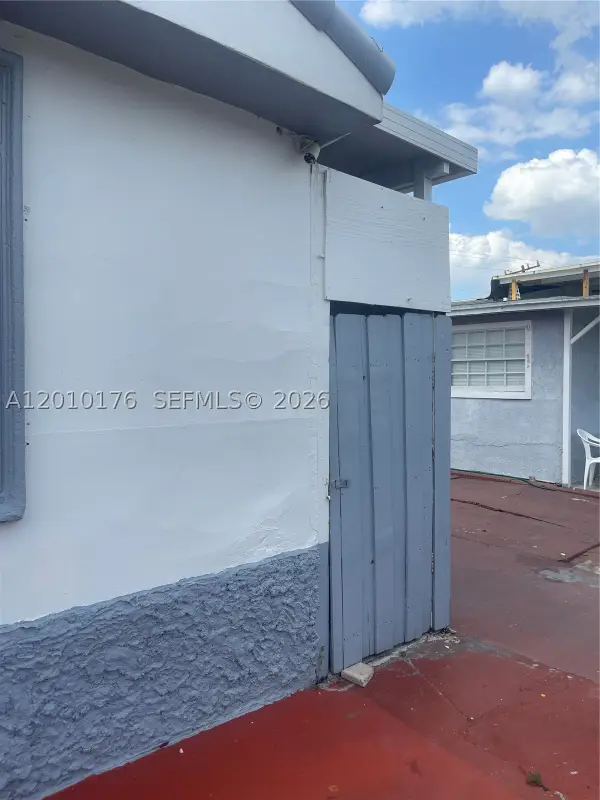 12401 W Okeechobee, Hialeah, FL 33018