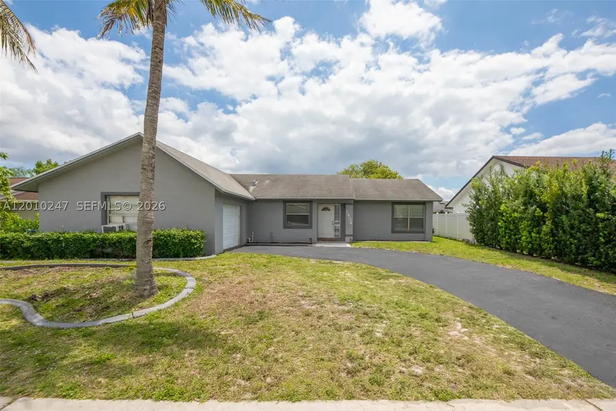 7454 NW 48th, Lauderhill, FL 33319 - #2