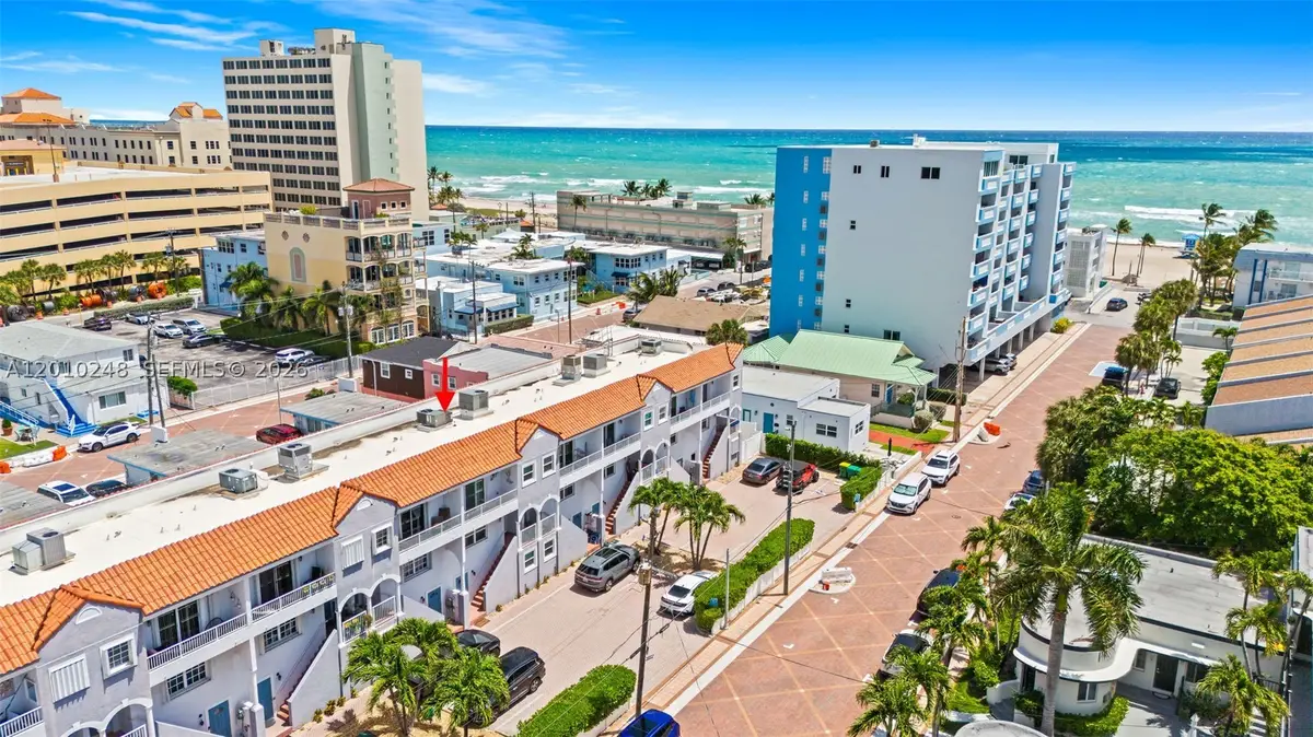 343 Virginia, Hollywood, FL 33019 - #1