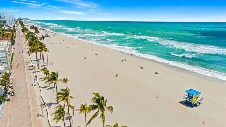 343 Virginia, Hollywood, FL 33019 - #2