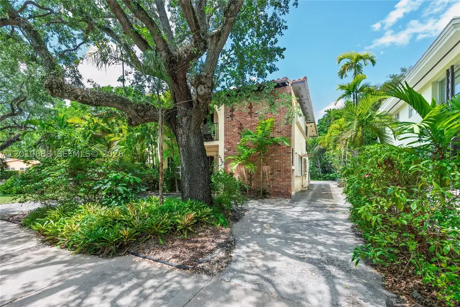 Address Withheld By Seller, Coral Gables, FL 33134 - #2