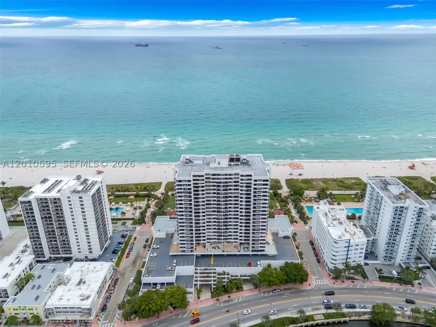 2555 Collins #2401, Miami Beach, FL 33140 - #2