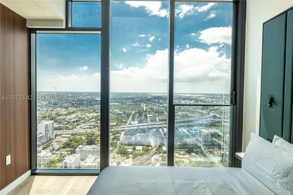 20 NE 11th #5306, Miami, FL 33132