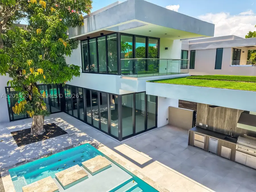 125 SW 29th, Miami, FL 33129 - #2