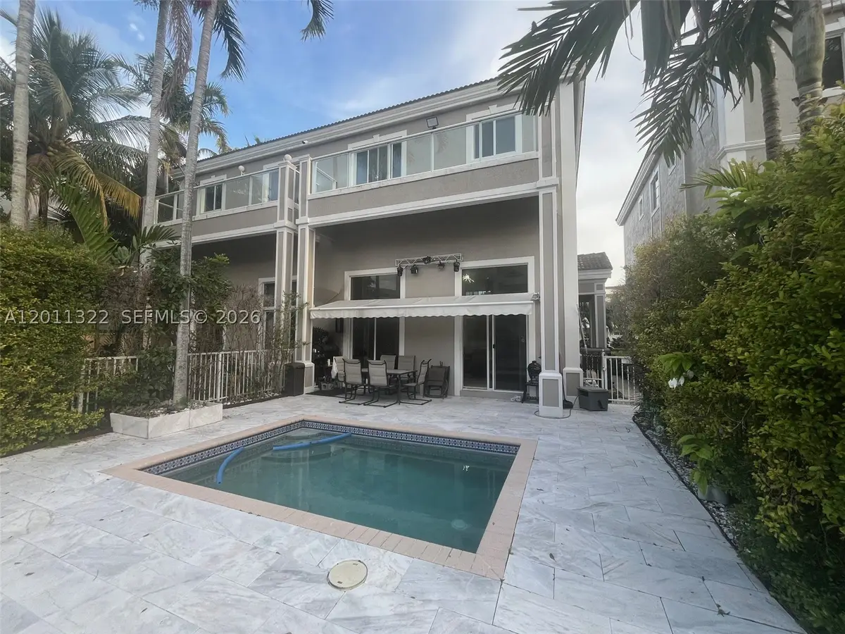 3915 NE 168th #3915, North Miami Beach, FL 33160 - #1