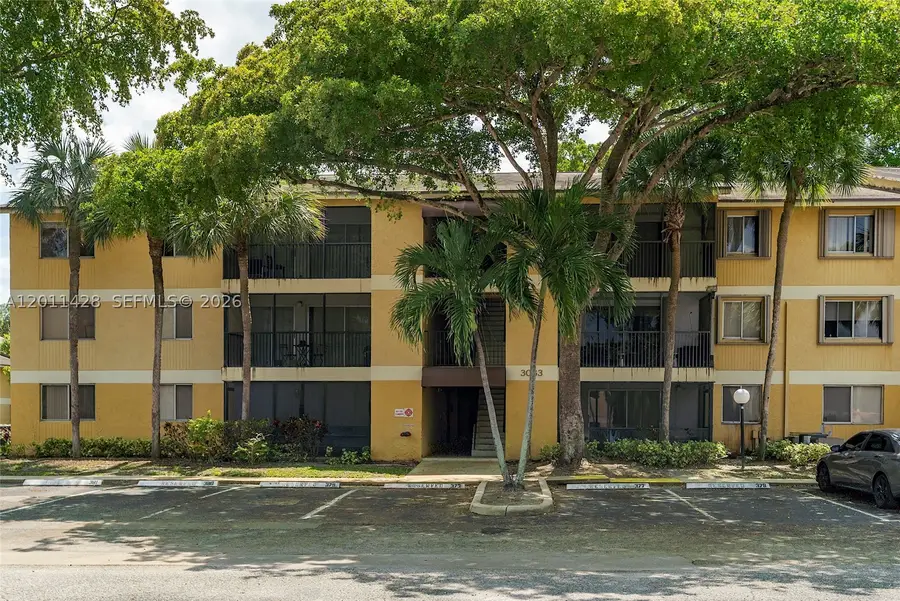 3083 N Oakland Forest #206, Oakland Park, FL 33309 - #2