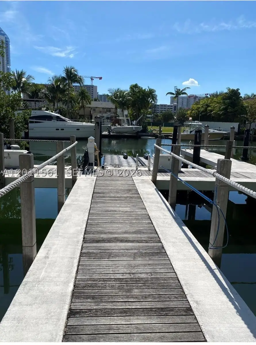 16400 Collins, Sunny Isles Beach, FL 33160 - #1