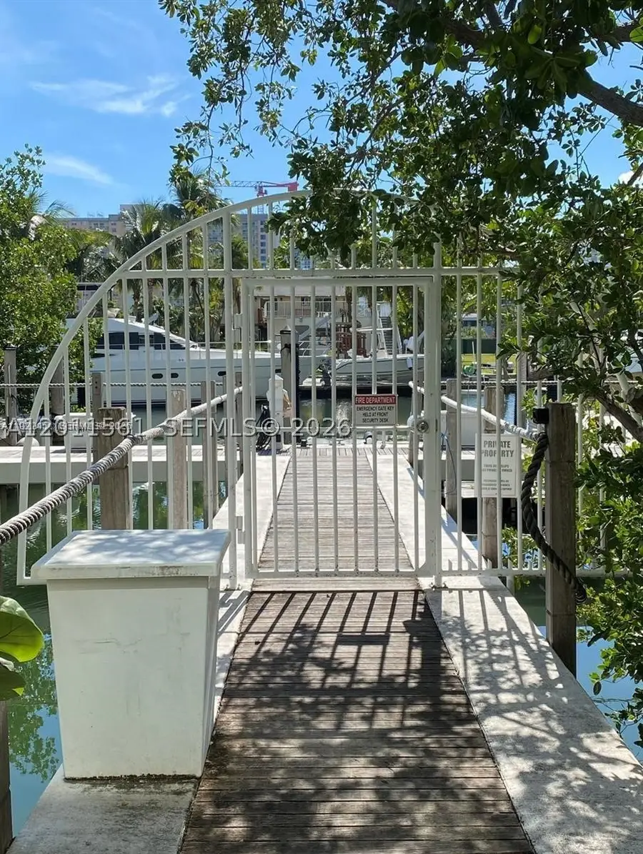 16400 Collins, Sunny Isles Beach, FL 33160 - #3