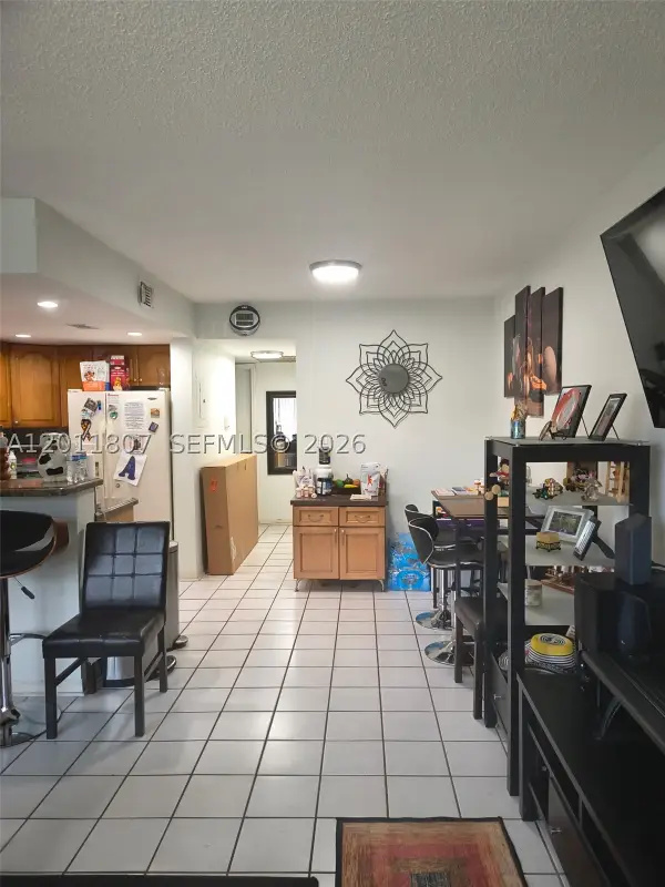 650 NW 86th #3-101, Miami, FL 33126