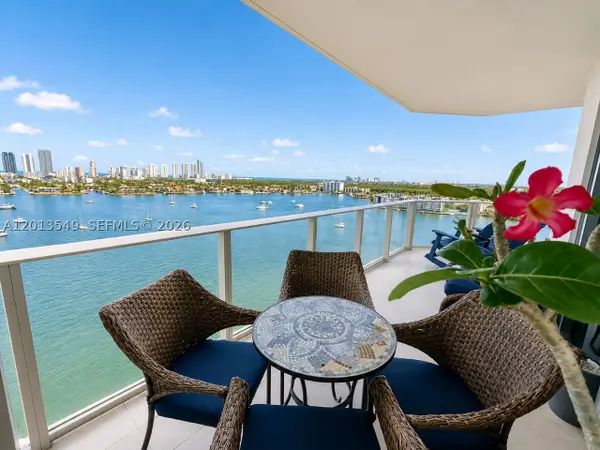 17111 Biscayne #1610, North Miami Beach, FL 33160