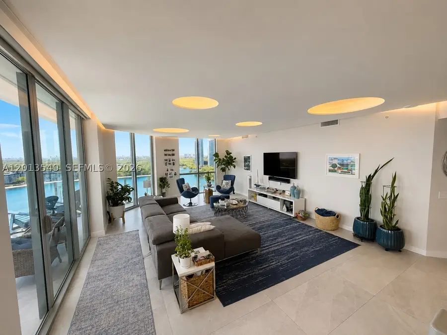 17111 Biscayne #1610, North Miami Beach, FL 33160 - #2