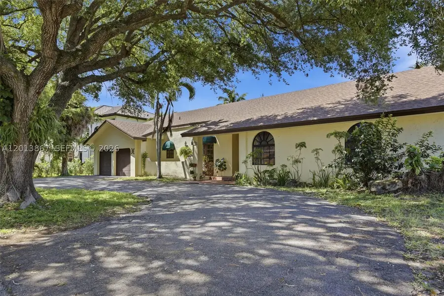 7200 N Oakmont, Hialeah, FL 33015 - #2