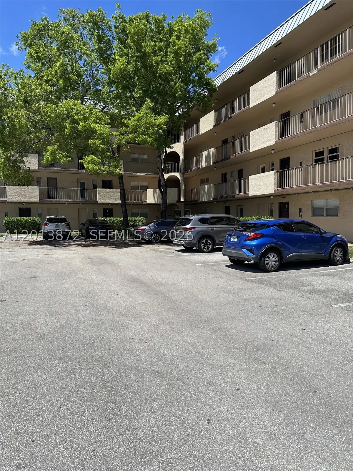 6061 N Falls Cir #106, Lauderhill, FL 33319 - #1