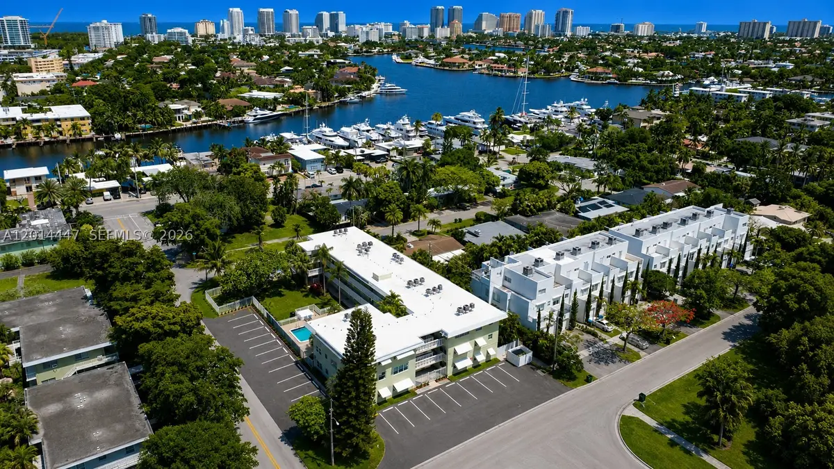 1900 NE 8th #105, Fort Lauderdale, FL 33304 - #1