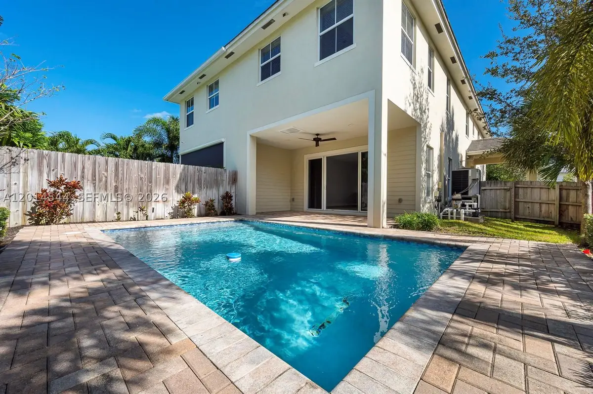 1031 NE 13th, Fort Lauderdale, FL 33304 - #1