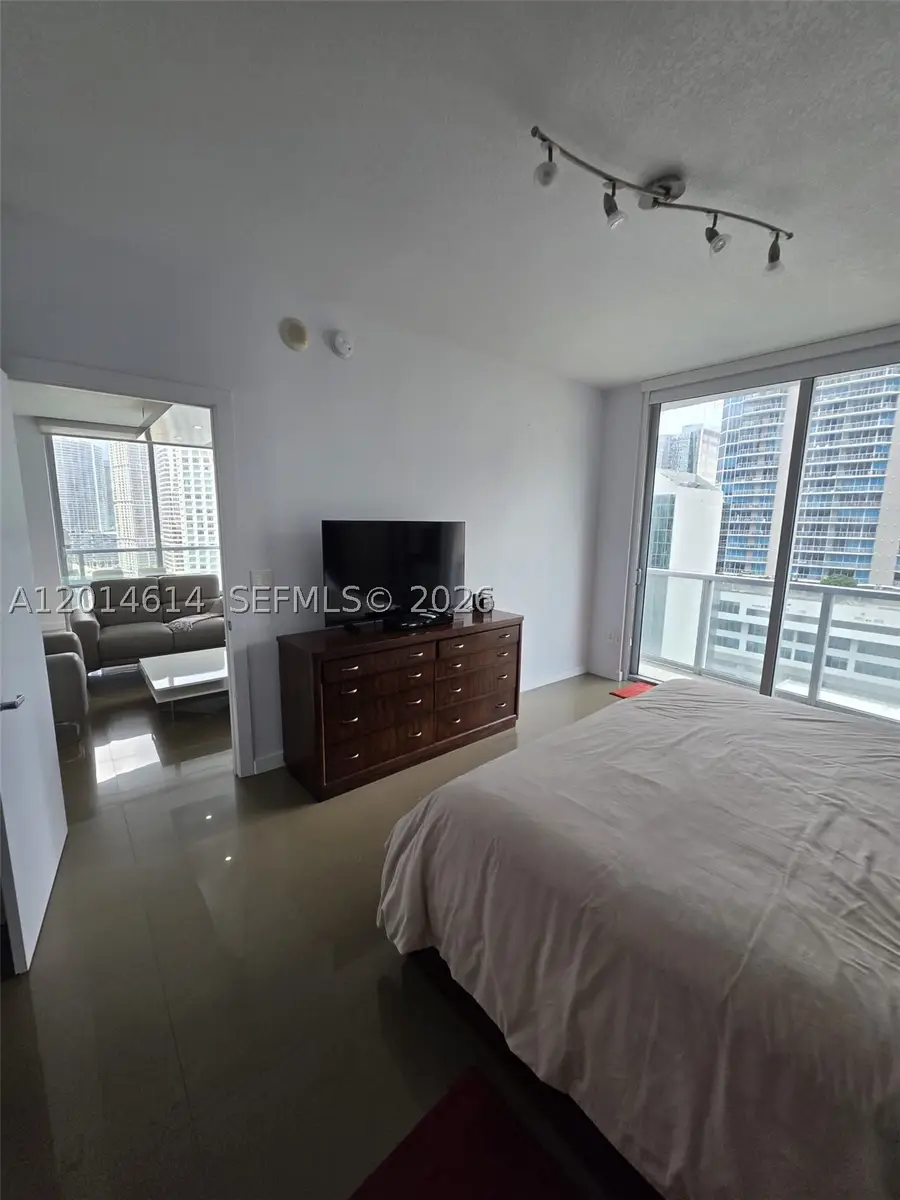 1060 Brickell #2201, Miami, FL 33131 - #3