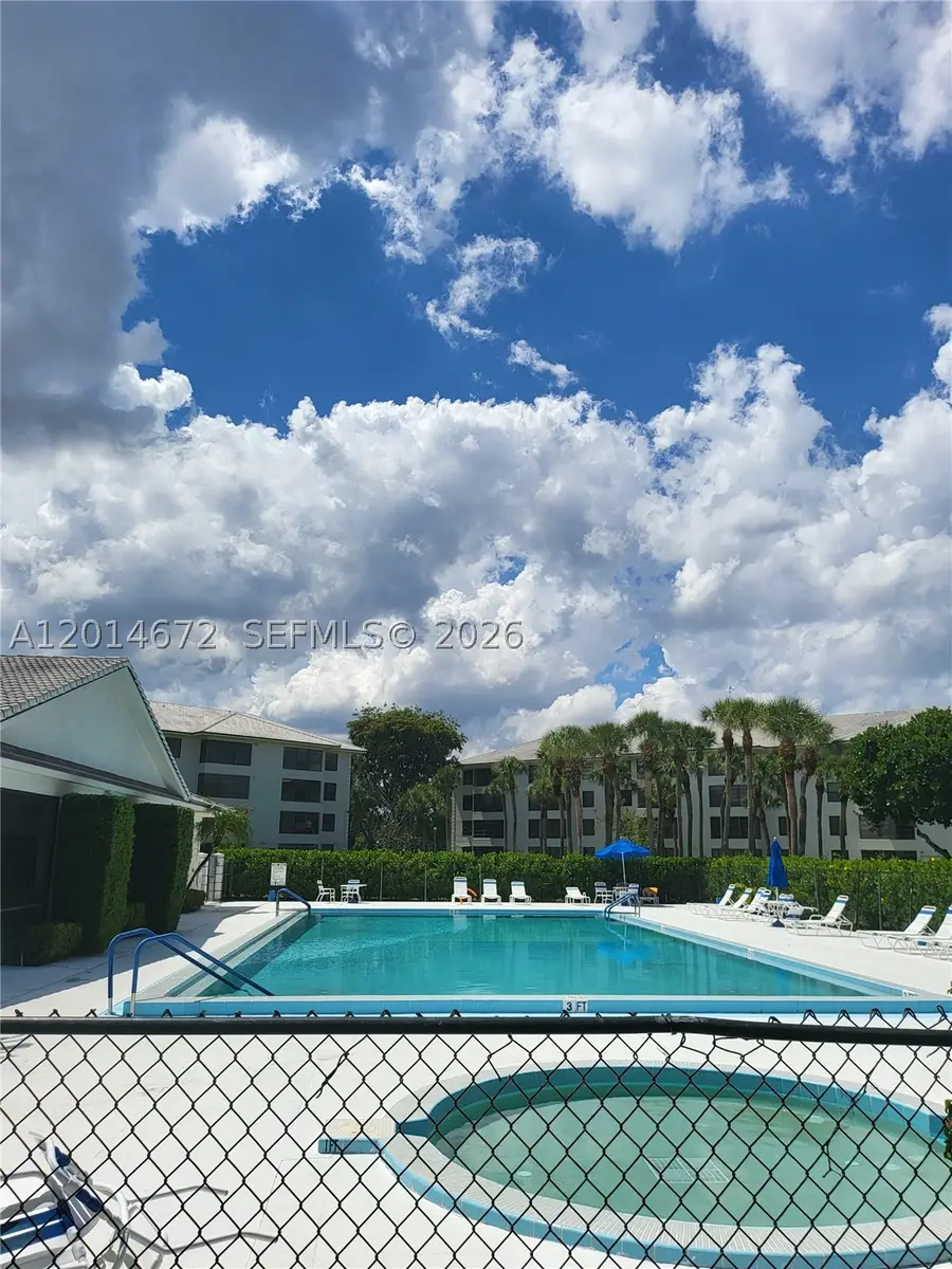 3640 Whitehall #406, West Palm Beach, FL 33401 - #2