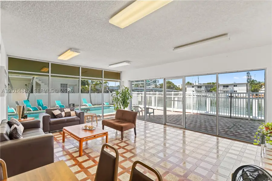 8530 Byron #302, Miami Beach, FL 33141 - #3