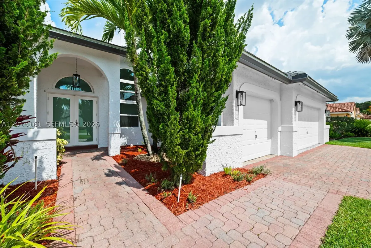 3292 Ridge, Davie, FL 33328 - #1