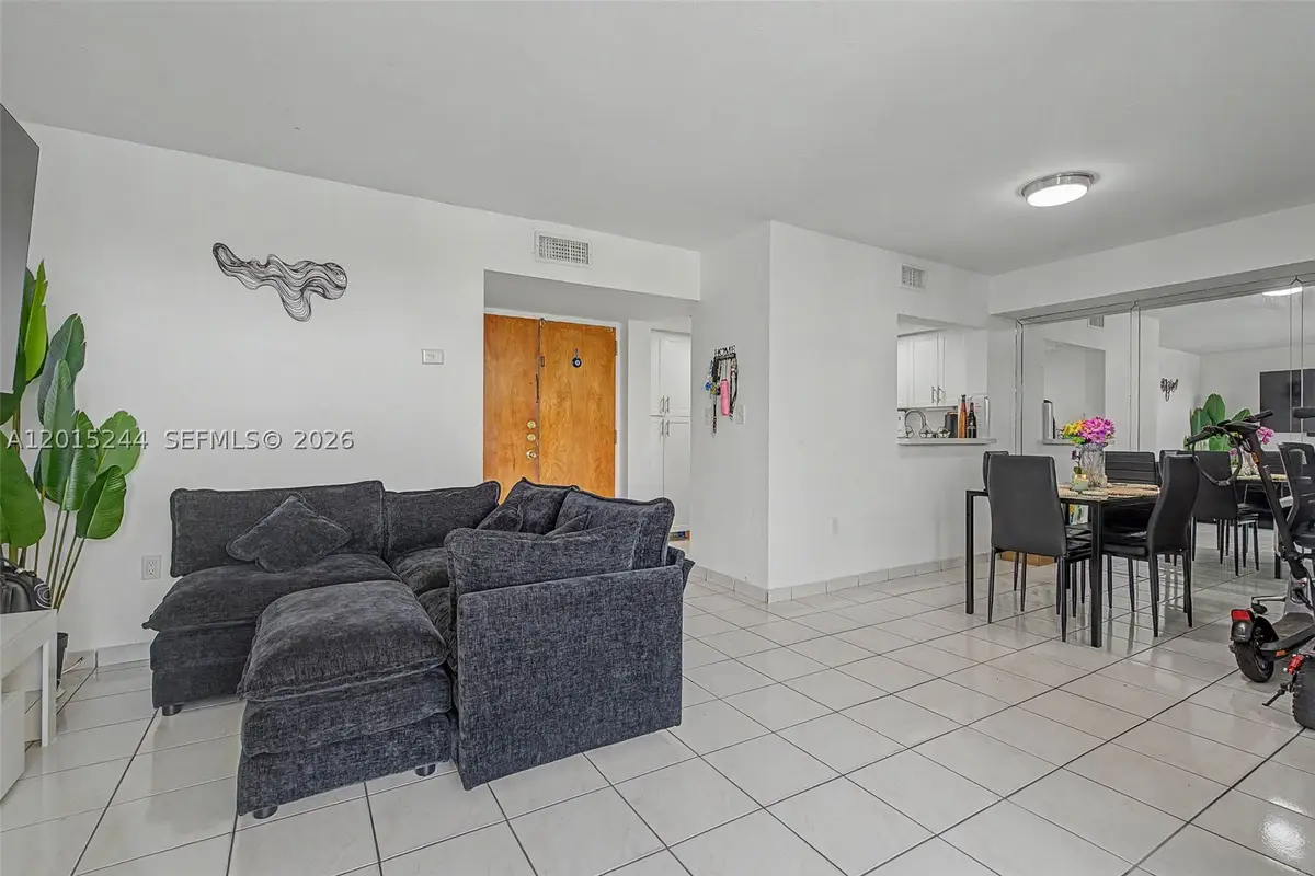 11790 SW 18th #524-3, Miami, FL 33175 - #1