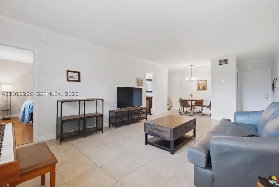 2426 SE 17th #303A, Fort Lauderdale, FL 33316 - #3