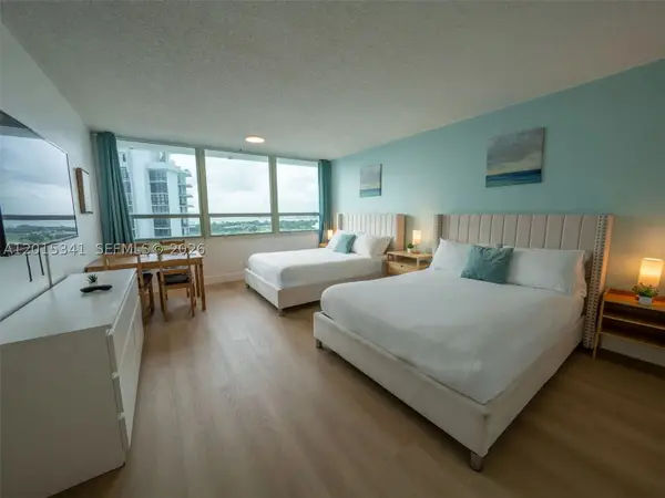 5445 Collins #1718, Miami Beach, FL 33140