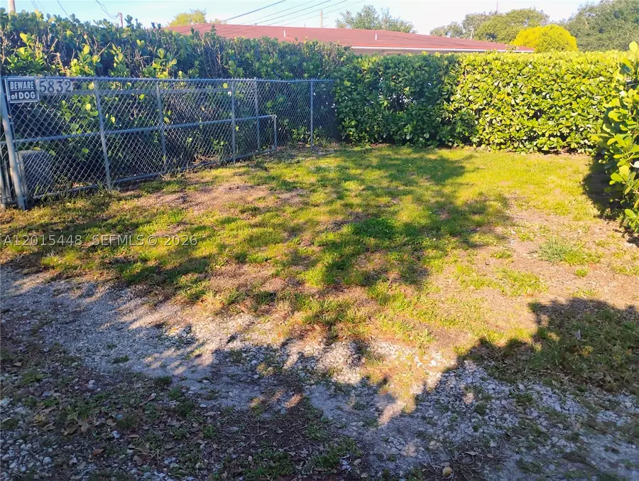 5832 Polk, Hollywood, FL 33021 - #2