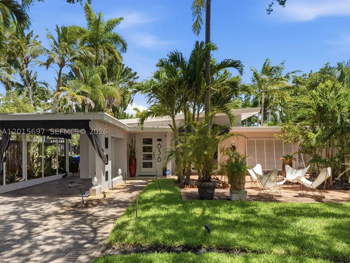 636 NE 17th, Fort Lauderdale, FL 33304 - #1