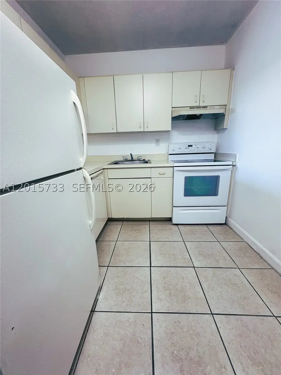 10900 SW 104th #315, Miami, FL 33176 - #3