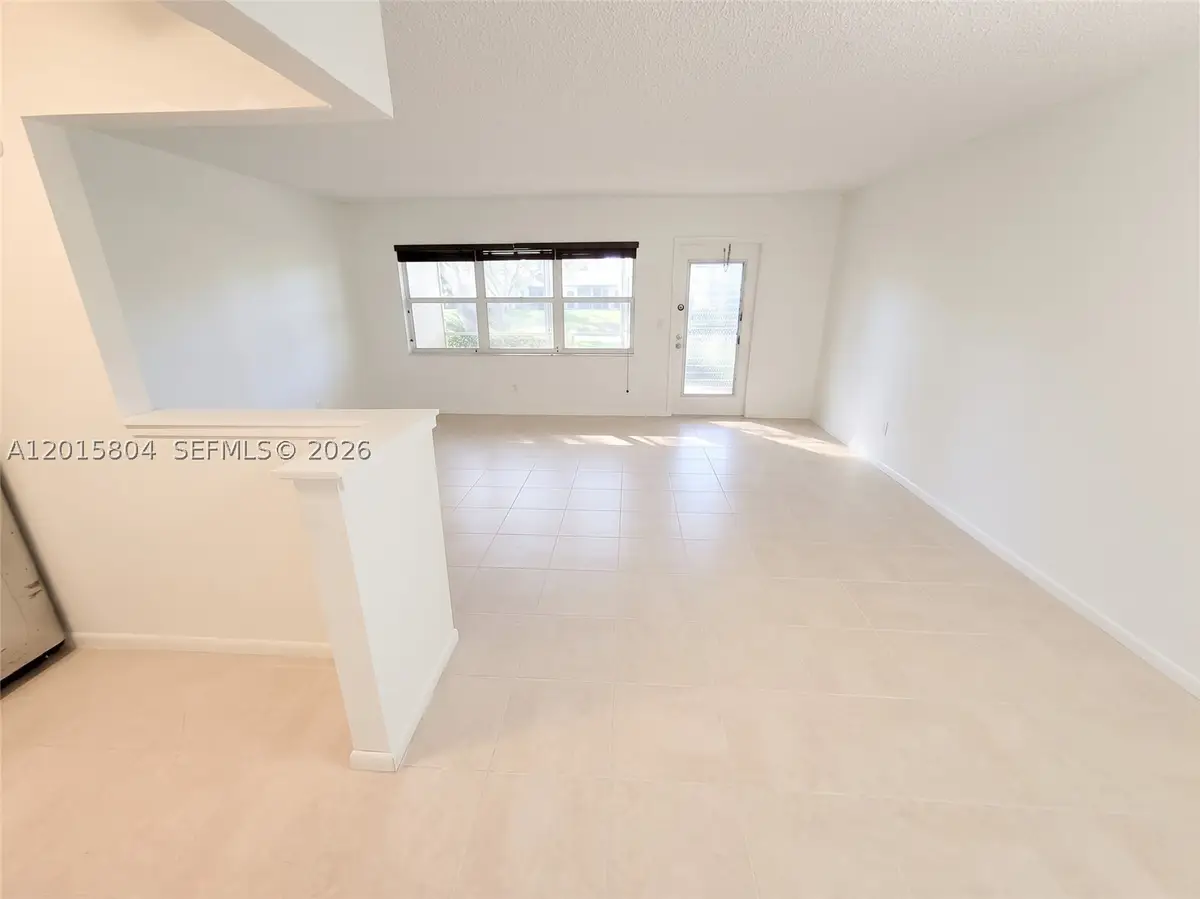 138 Fanshaw #D, Boca Raton, FL 33434 - #1