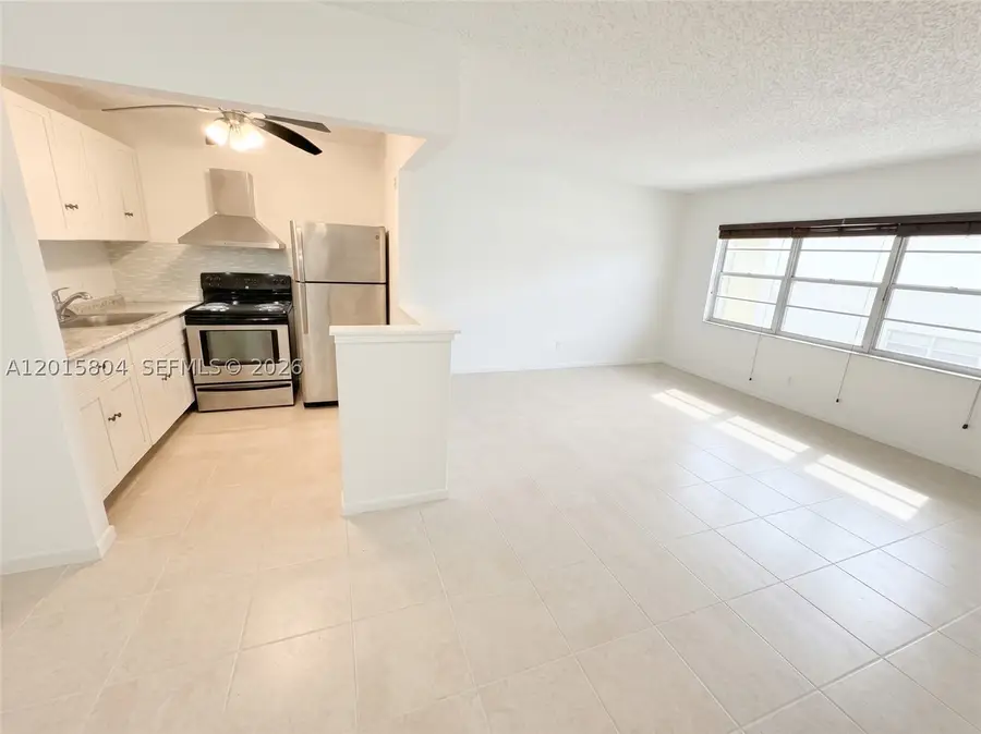 138 Fanshaw #D, Boca Raton, FL 33434 - #3