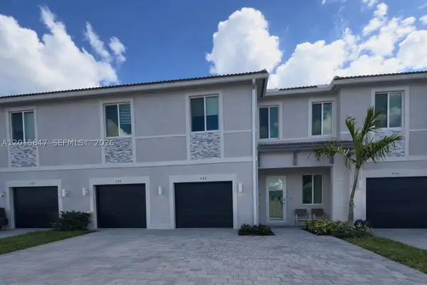 686 SE 13th, Homestead, FL 33034