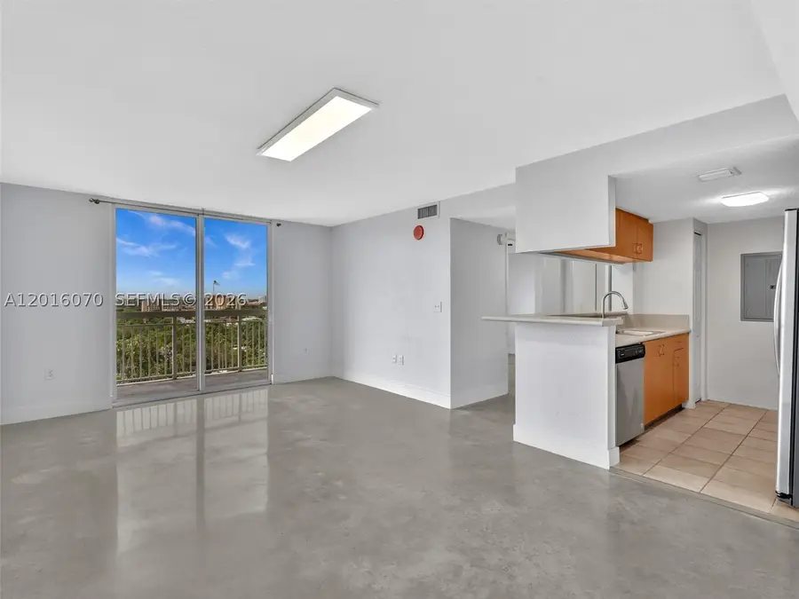 816 NW 11th #1208, Miami, FL 33136 - #2